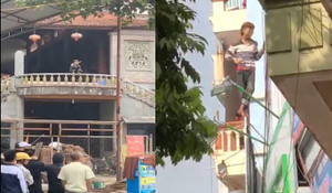 Giải cứu nam thanh niên 'ngáo đá' tự chặt tay mình ở thị trấn Trâu Quỳ, Hà Nội