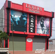 Côn đồ man rợ đánh chủ quán karaoke: Nạn nhân kể phút bị đánh bầm dập, quằn quại trong vũng máu