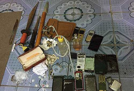 Bắt kẻ buôn ma túy sử dụng hàng loạt vũ khí nóng