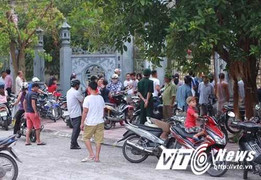 Thi thể nam thanh niên treo cổ, chân vẫn chạm đất giữa đình làng