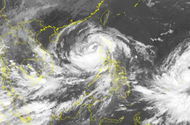 Siêu bão Sarika tiếp tục mạnh thêm, giật cấp 17