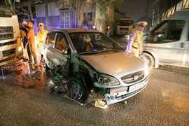 Tài xế uống bia rượu, lái xe hết hạn đăng kiểm tông xe bồn