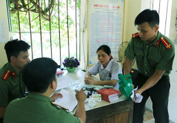 Đánh sập đường dây làm giả hồ sơ vay vốn, chiếm đoạt hàng tỷ đồng