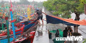 Ảnh: Bão số 4 hoành hành trên đảo Bạch Long Vĩ, Hải Phòng căng mình phòng chống