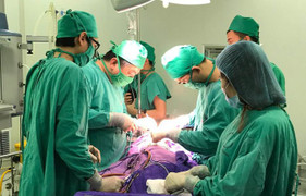 Bé 3 tháng tuổi có nang tuyến phổi 'khổng lồ' được cứu sống