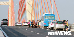 Quảng Ninh chốt ngày thu phí và mức phí các loại xe qua cầu Bạch Đằng