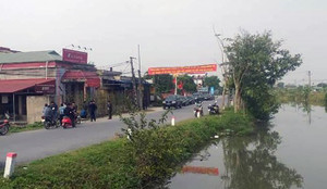 Truy bắt kẻ cướp ngân hàng giữa trưa ở Thái Bình