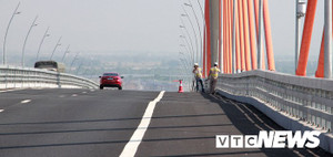 Sắp xử lý bù vênh cầu Bạch Đằng 7.300 tỷ đồng vừa thông xe đã lún võng