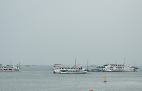 Bão số 3 tiến gần đất liền, hơn 300 khách du lịch còn ở lại trên đảo Cô Tô