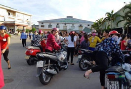 Nghi chủ doanh nghiệp nước ngoài bỏ rơi không trả lương, hàng nghìn công nhân ngừng việc