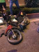 Xe máy kẹp 3 đi ngược chiều bị ô tô tông trúng, 3 người thương vong ở Quảng Ninh