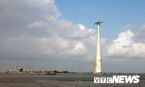 Hải Phòng tạm dừng hoạt động bến phà sang Cát Bà