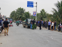 Lộ diện clip hiện trường nam sinh lớp 10 thiệt mạng sau va chạm với xe tải trên đường đi học về