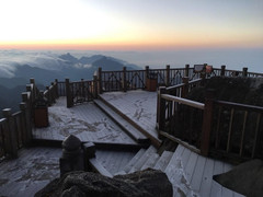 Hiện tượng kỳ thú trên Sapa sáng nay không phải băng tuyết, chỉ là sương muối