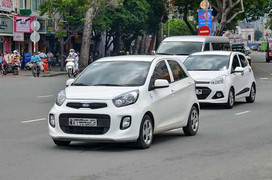 Đổ xô mua xe ô tô chạy Grab,Uber