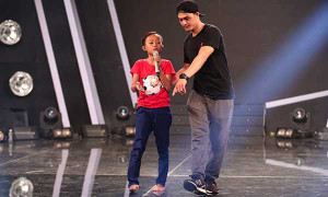 Trực tiếp Vietnam Idol Kids Vòng liveshow 2: Hồ Văn Cường chưa bao giờ mang giày