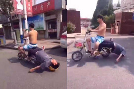 Clip: Choáng với kiểu đi xe đạp thách thức thần chết không thể tin nổi