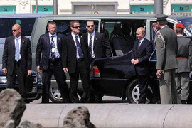 Những người đàn ông bí ẩn xung quanh Tổng thống Putin