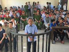 Minh 'Sâm' kể công tại toà để xin nhận mức án thấp nhất