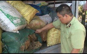 Lại phát hiện gần 4 tấn mỡ bẩn sắp tuồn ra thị trường