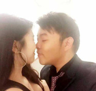 Bạn gái 9X của Quang Lê gây sốt vì quá nóng bỏng