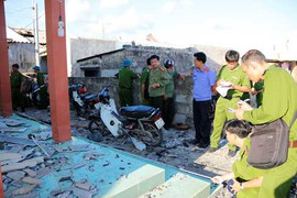 Nổ rung chuyển đảo Phú Qúy: Phát hiện hàng trăm kíp nổ và bột thuốc nổ