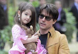 Tom Cruise bỏ rơi không nhìn mặt con gái gần 3 năm qua