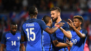 Quốc Vượng đặt cửa Griezmann, Payet, tin Pháp thắng dễ ngày khai mạc