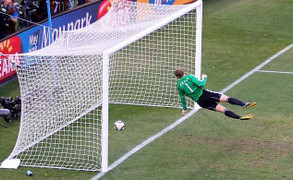 Clip: Công nghệ 'mắt diều hâu' dùng trong Euro 2016