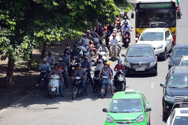 Dừng chờ đèn đỏ ở bóng râm có thể bị phạt 200.000 đồng