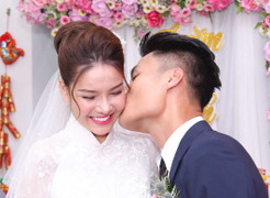 Kỳ Hân bẽn lẽn khi được Mạc Hồng Quân ôm hôn thắm thiết