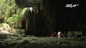 Dân Ninh Bình chui xuống lòng đất, vào hang đá tránh nóng