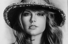 Chàng trai 9x vẽ tranh chân dung sống động như thật