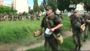 Tổng thống Putin ra lệnh cho quân đội Nga sẵn sàng chiến đấu