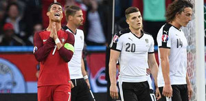 Ronaldo đá hỏng 11m khó tin