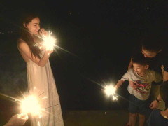 Video Hà Hồ - Cường Đô La tái hợp mừng sinh nhật con trai