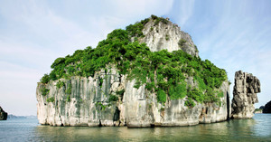 Nhiều con đường đang dẫn đến Hạ Long