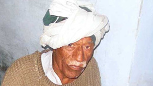 Thi trượt lớp 10 lần thứ 47, cụ ông 82 tuổi không thể... lấy vợ