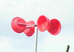 Cận cảnh máy phát điện 'chậu nước' ở Hà Nội