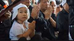 Đỗ Nhật Nam làm thơ tặng con gái phi công Trần Quang Khải động đến trái tim vạn người