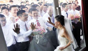 Hơn 4 triệu nam giới Việt Nam đối mặt với 'nguy cơ ế vợ'