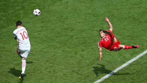 Siêu phẩm vô lê đẹp nhất Euro 2016 của Shaqiri