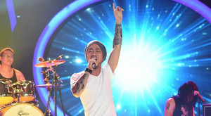 Gương mặt thân quen: Màn tái hiện Trần Lập khiến cả khán phòng lặng đi vì xúc động