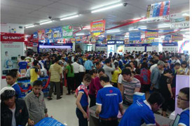 Thị trường điện máy vào mùa: Cuộc chiến khốc liệt giữa các 'đại gia'