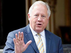 Thứ trưởng Ngoại giao Mỹ: Trung Quốc điên rồ ở biển Đông