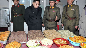 Tình báo Hàn: Kim Jong-un tăng cân chóng mặt, mắc bệnh người già