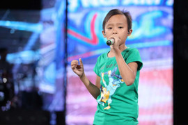 Trực tiếp liveshow 5 Vietnam Idol Kids: Hồ Văn Cường 'buồn muốn khóc' trên sân khấu