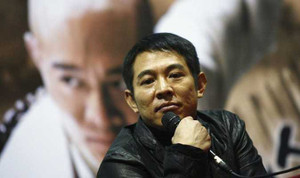 Lý Liên Kiệt: 'Tôi đau vì bệnh tật nhưng không phải ngồi xe lăn'