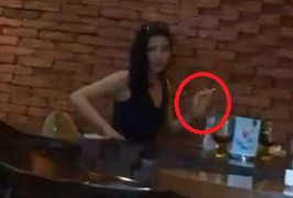 Bị bắt gặp hút thuốc nơi công cộng, Hoa hậu Kỳ Duyên trần tình