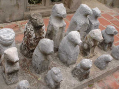 Thú vị chuyện gia đình ở Hà Nội 'thỉnh' hàng ngàn chó đá cổ về nhà